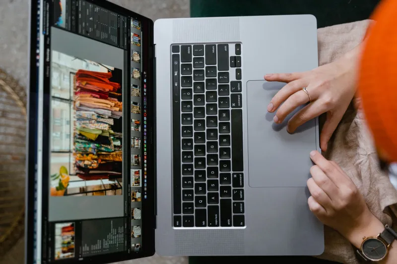 Who's Really Driving Your Cart? The Hidden Science Behind Marketplace Recommendations